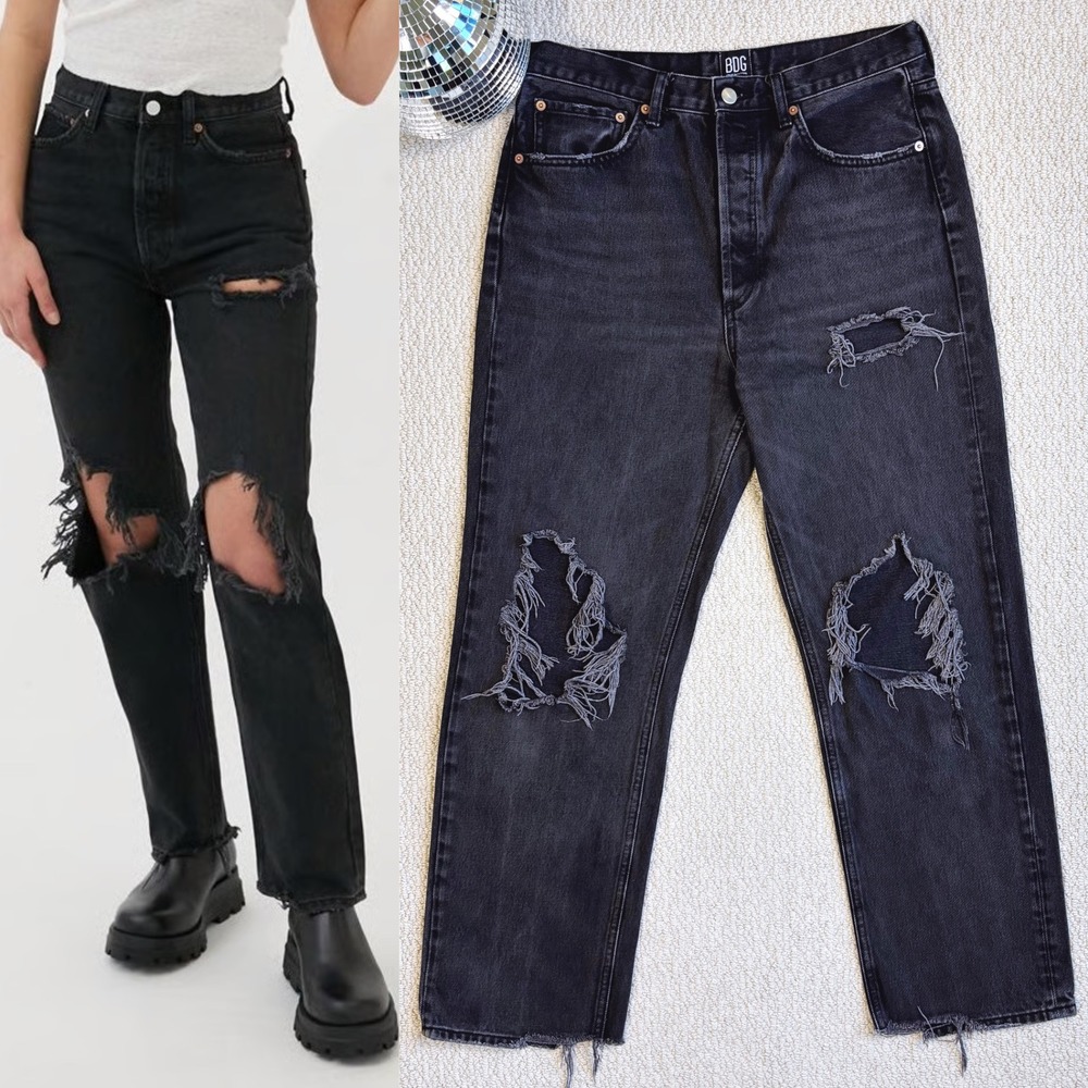BDG Urban Outfitters Relaxed Straight Distressed Jeans Size 30, Black, Ripped